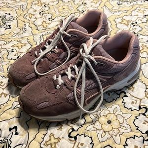 Women's Vionic Walker Mauve Suede 7